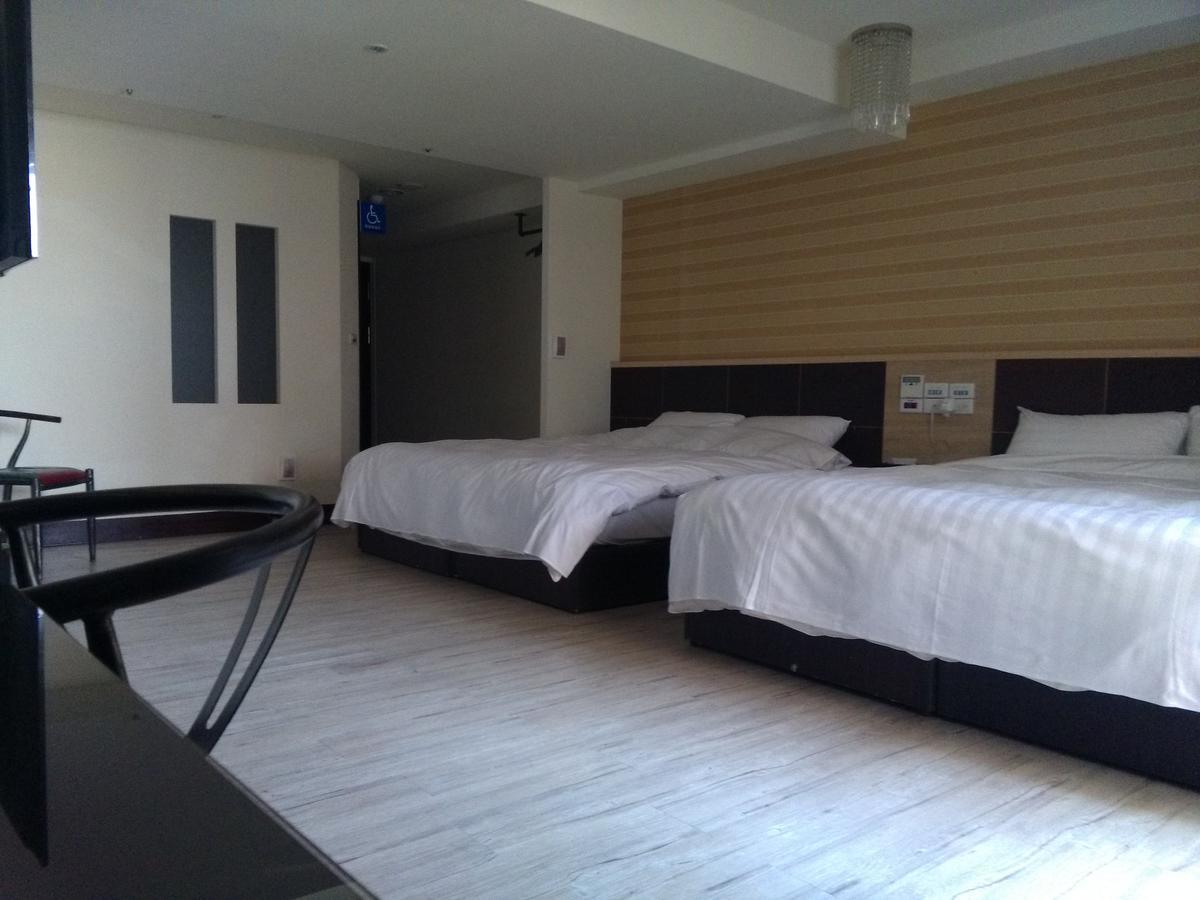 Dengfeng Milan Business Hotel Huwei Eksteriør billede