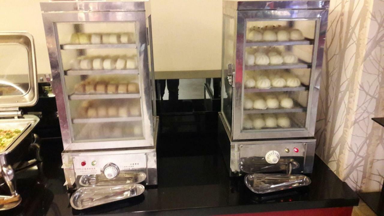 Dengfeng Milan Business Hotel Huwei Eksteriør billede
